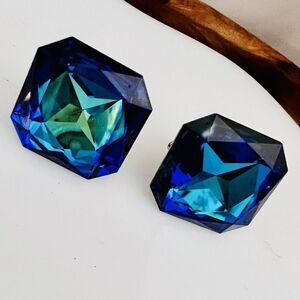 Vintage Square Earrings Cushion Cut Rhinestone Faceted Blue Button Clip On 4599